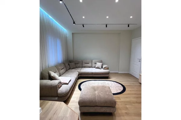 Shtepi me qera 1+1 ne Tirane - 750 Euro