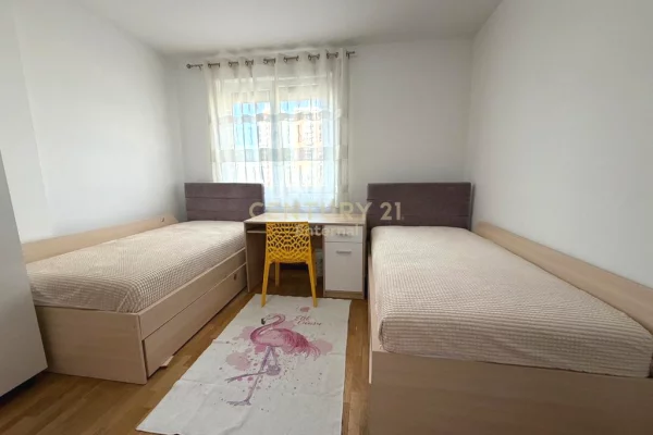 Shtepi me qera Apartament ne Tirane, 2+1, Mobilimi E mobiluar, Pagesa 1,500  Euro.