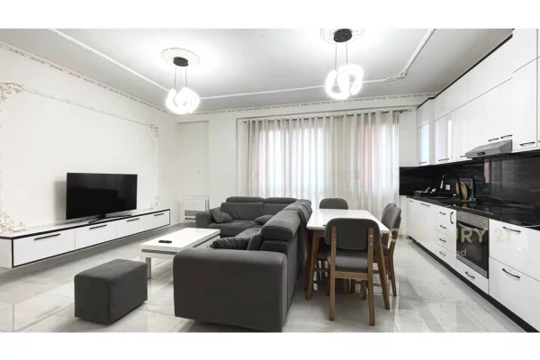 House for Rent 2+1 in Tirana - 800 Euro