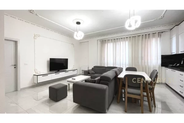 Shtepi me qera Apartament ne Tirane, 2+1, Mobilimi E mobiluar, Pagesa 800  Euro.