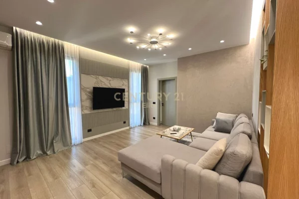 Casa in affitto 2+1 a Tirana - 1,500 Euro