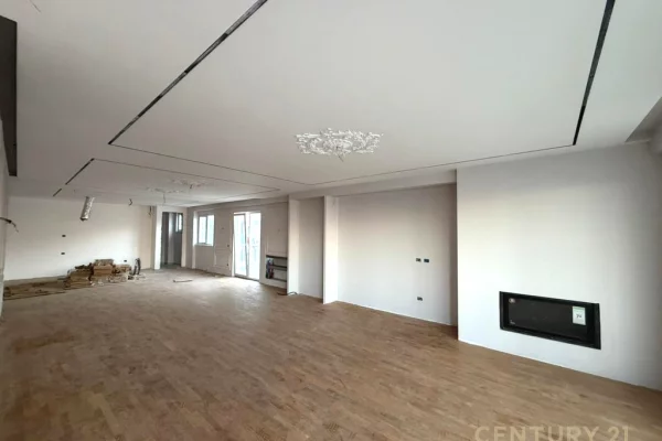 Shtepi ne shitje 3+1 ne Tirane - 750,000 Euro