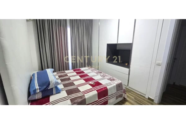Shtepi me qera Apartament ne Tirane, 3+1, Mobilimi E mobiluar, Pagesa 1,000  Euro.