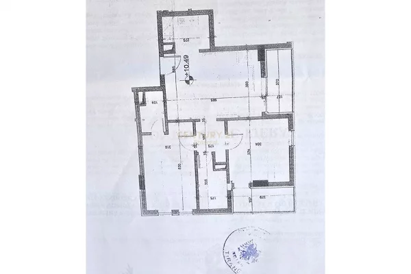 Shtepi ne shitje Apartament ne Tirane, 2+1, Mobilimi Bosh, pa mobiluar, Pagesa 135,000  Euro.