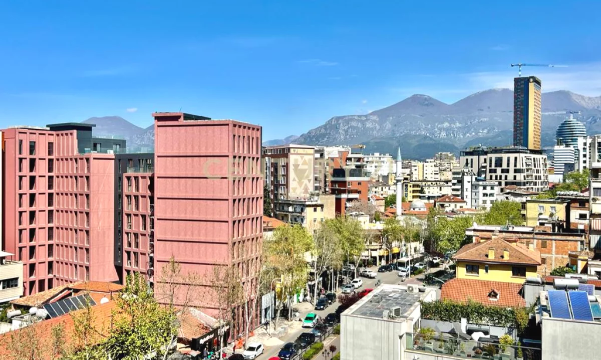 Shtepi ne shitje Apartament ne Tirane, 1+1, Mobilimi Bosh, pa mobiluar, Pagesa 249,000  Euro.