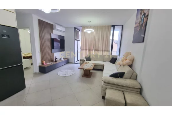 Shtepi me qera 2+1 ne Tirane - 850 Euro