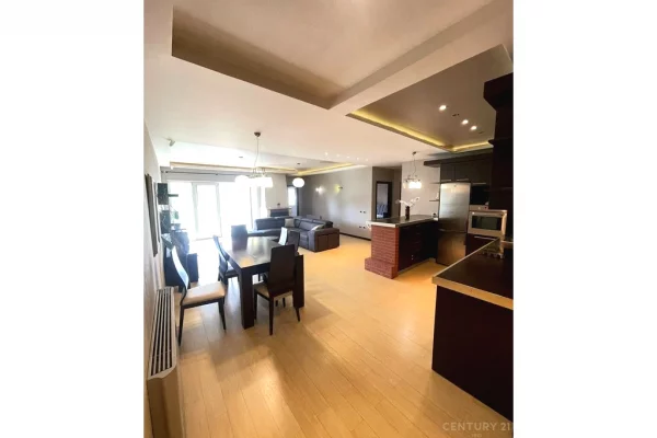 Shtepi me qera Apartament ne Tirane, 3+1, Mobilimi E mobiluar, Pagesa 750  Euro.