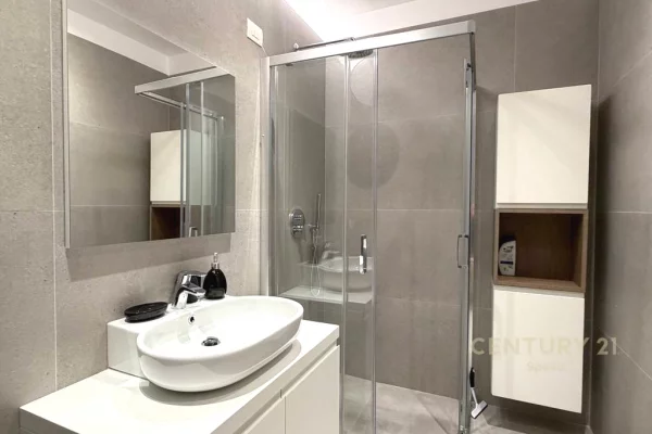 Shtepi me qera Apartament ne Tirane, 1+1, Mobilimi E mobiluar, Pagesa 1,000  Euro.