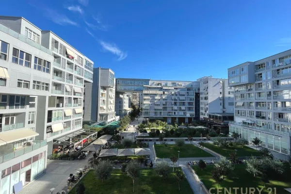 Zyra per qira te Komuna e Parisit !