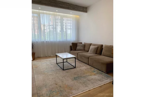 Shtepi me qera 2+1 ne Tirane - 620 Euro