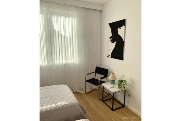 Shtepi me qera Apartament ne Tirane, 2+1, Mobilimi E mobiluar, Pagesa 620  Euro.