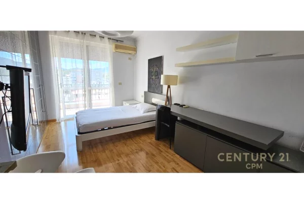 Shtepi me qera Apartament ne Tirane, 3+1, Mobilimi E mobiluar, Pagesa 1,350  Euro.