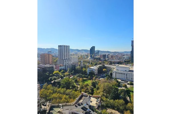 Shtepi me qera Apartament ne Tirane, 3+1, Mobilimi E mobiluar, Pagesa 1,200  Euro.