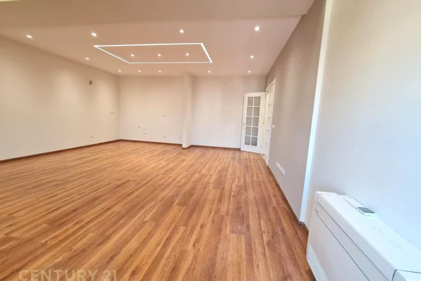 Shtepi ne shitje 3+1 ne Tirane - 398,000 Euro