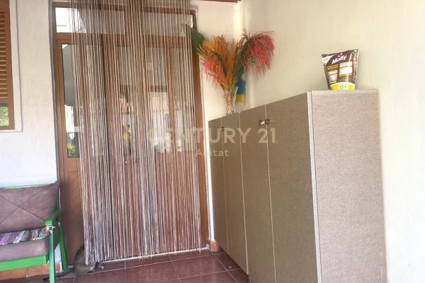 Private house for sale in Tirana 1+1, Furnished