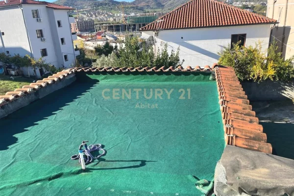 Private house for sale in Tirana 1+1, Furnished