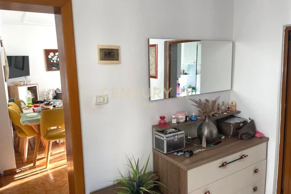 Private house for sale in Tirana 1+1, Furnished
