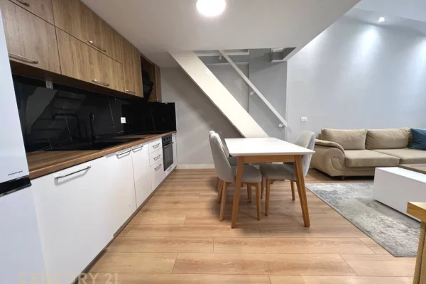 Shtepi me qera 2+1 ne Tirane - 625 Euro