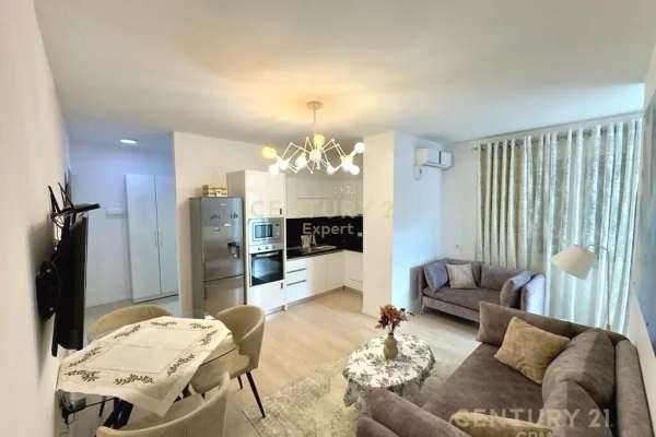 Apartament 2+1 per qira,Pazari i Ri