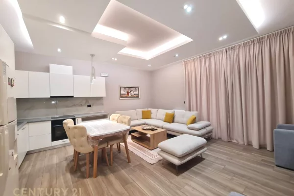 Shtepi me qera 2+1 ne Tirane - 1,600 Euro