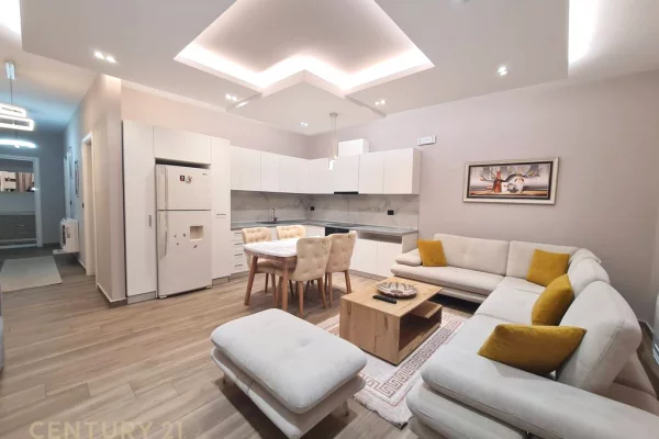 Shtepi me qera 2+1 ne Tirane - 1,600 Euro