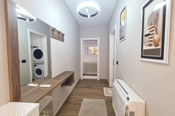 Shtepi me qera Apartament ne Tirane, 2+1, Mobilimi E mobiluar, Pagesa 1,600  Euro.