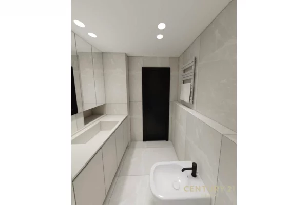 Shtepi me qera Apartament ne Tirane, 1+1, Mobilimi E mobiluar, Pagesa 850  Euro.