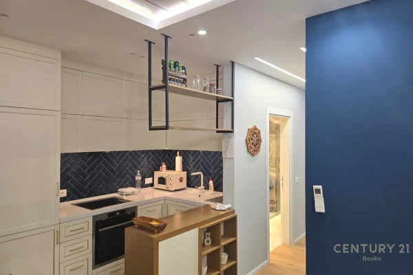 Shtepi me qera 2+1 ne Tirane - 750 Euro