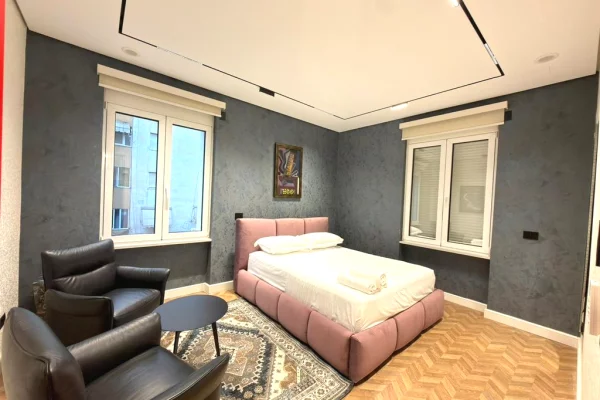 Shtepi me qera 1+1 ne Tirane - 1,000 Euro