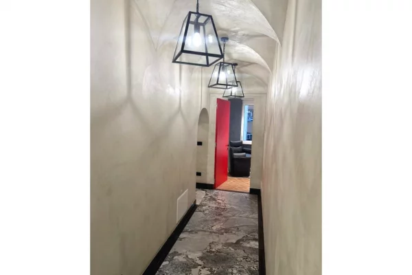 Shtepi me qera Apartament ne Tirane, 1+1, Mobilimi E mobiluar, Pagesa 1,000  Euro.