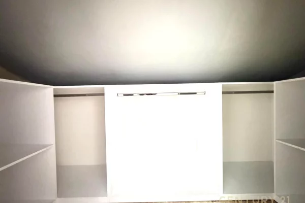 Shtepi me qera Duplex(shtepi me 2 kate) ne Tirane, 3+1, Mobilimi E mobiluar, Pagesa 1,200  Euro.