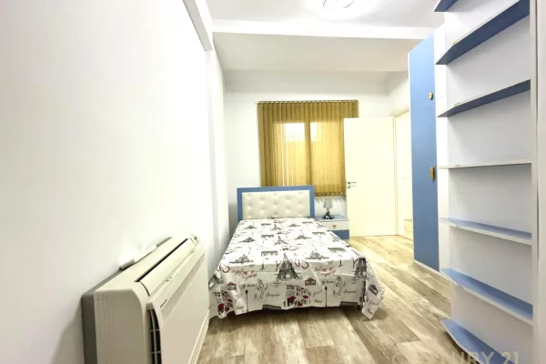 Shtepi me qera Duplex(shtepi me 2 kate) ne Tirane, 3+1, Mobilimi E mobiluar, Pagesa 1,200  Euro.