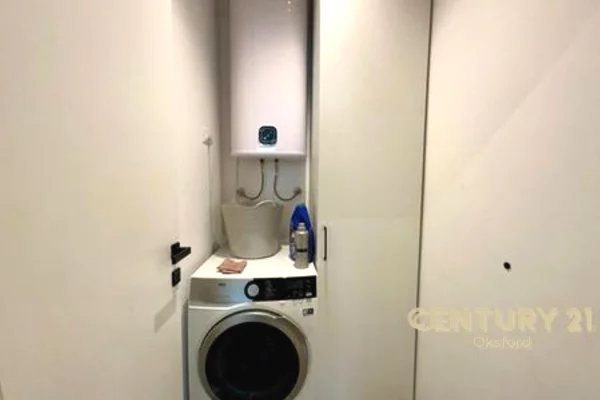 Shtepi ne shitje Apartament ne Tirane, 2+1, Mobilimi E mobiluar, Pagesa 600,000  Euro.