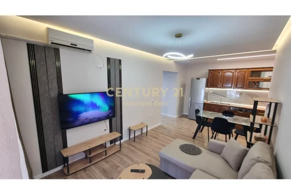 Shtepi ne shitje Apartament ne Tirane, 1+1, Mobilimi E mobiluar, Pagesa 135,000  Euro.