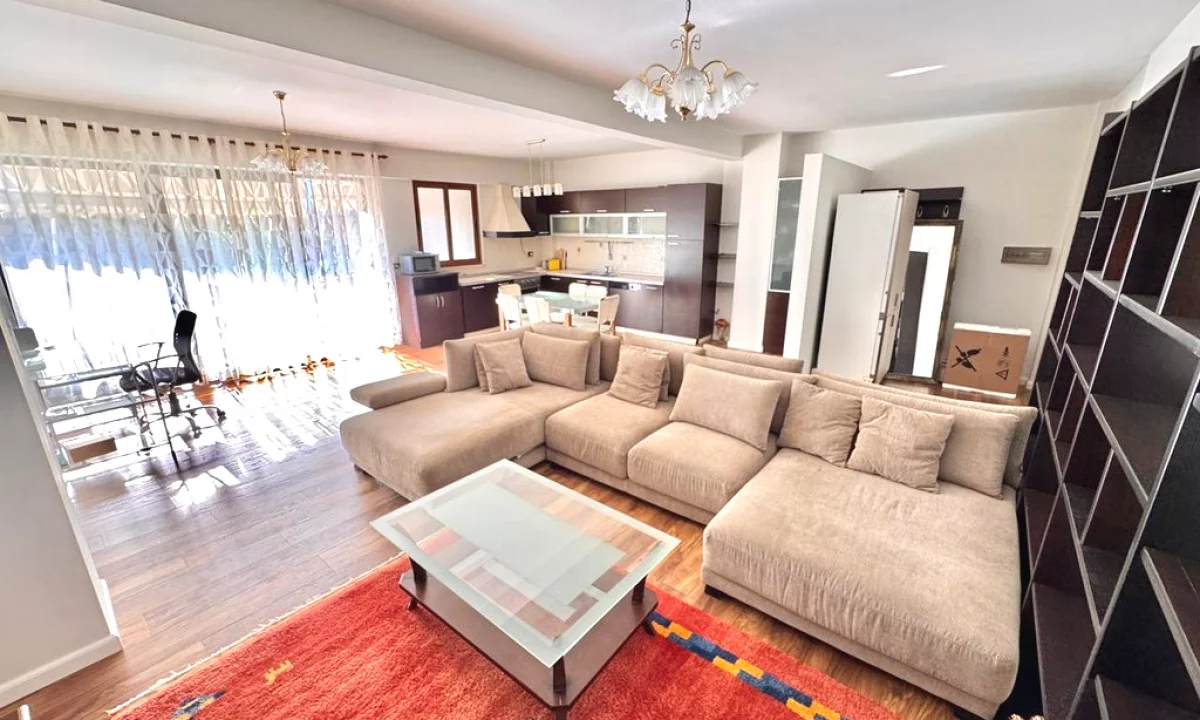 Shtepi me qera Apartament ne Tirane, 2+1, Mobilimi E mobiluar, Pagesa 1,500  Euro.