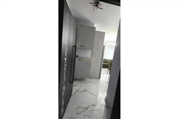 Shtepi me qera Apartament ne Tirane, 2+1, Mobilimi E mobiluar, Pagesa 630  Euro.