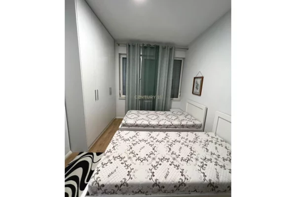 Shtepi me qera Apartament ne Tirane, 2+1, Mobilimi E mobiluar, Pagesa 750  Euro.