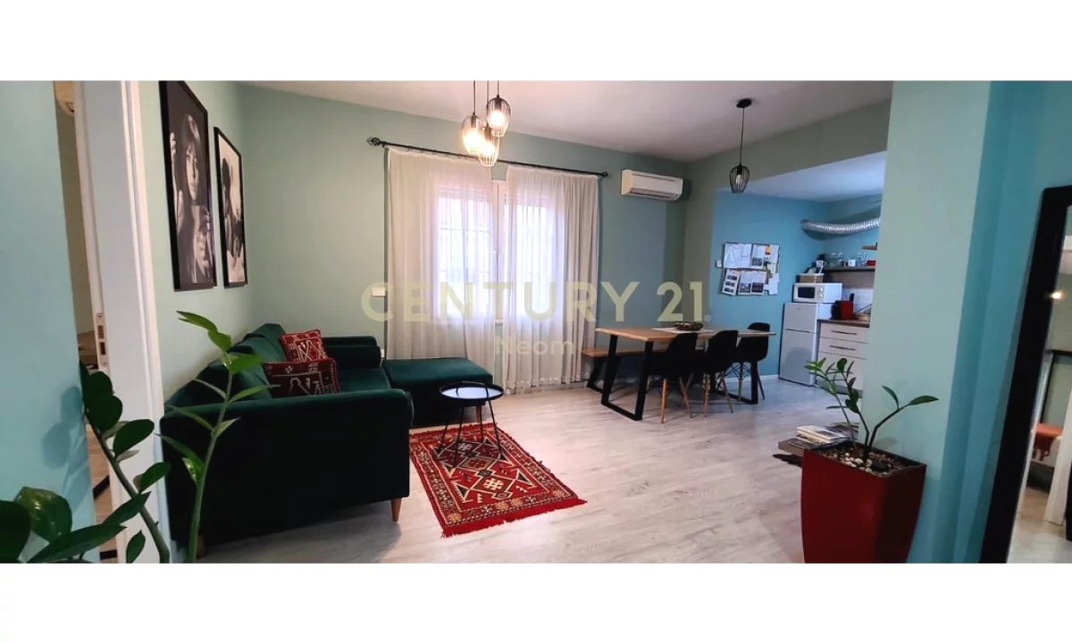 Shtepi me qera Apartament ne Tirane, 2+1, Mobilimi E mobiluar, Pagesa 750  Euro.