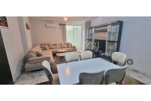 Shtepi me qera Apartament ne Tirane, 2+1, Mobilimi E mobiluar, Pagesa 500  Euro.