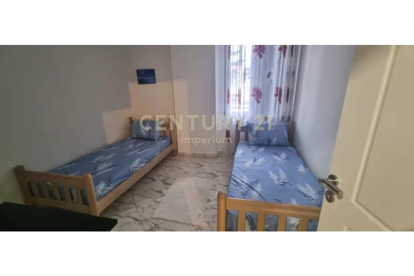 Shtepi me qera Apartament ne Tirane, 2+1, Mobilimi E mobiluar, Pagesa 500  Euro.