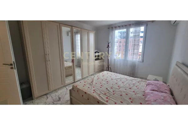 Shtepi me qera Apartament ne Tirane, 2+1, Mobilimi E mobiluar, Pagesa 500  Euro.