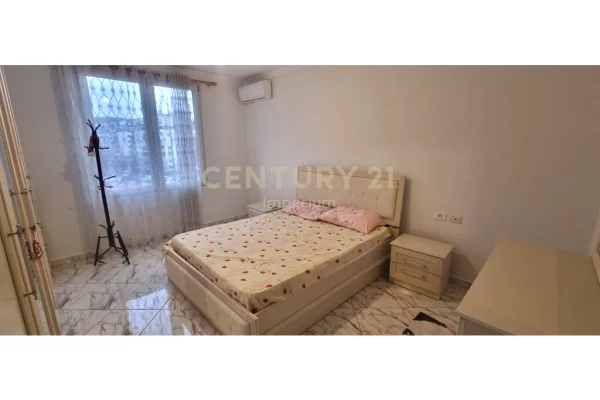 Shtepi me qera Apartament ne Tirane, 2+1, Mobilimi E mobiluar, Pagesa 500  Euro.