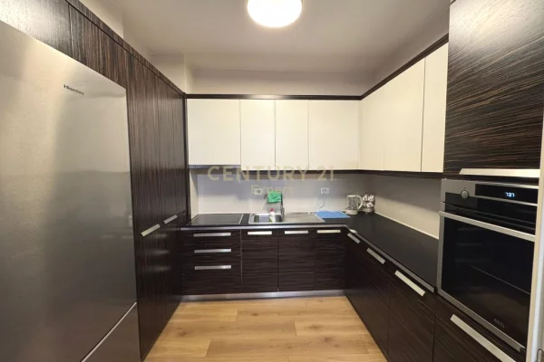 Shtepi me qera 2+1 ne Tirane - 600 Euro