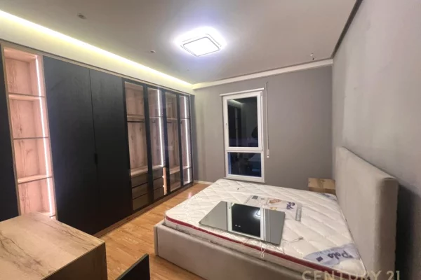 Shtepi me qera Apartament ne Tirane, 2+1, Mobilimi E mobiluar, Pagesa 1,200  Euro.
