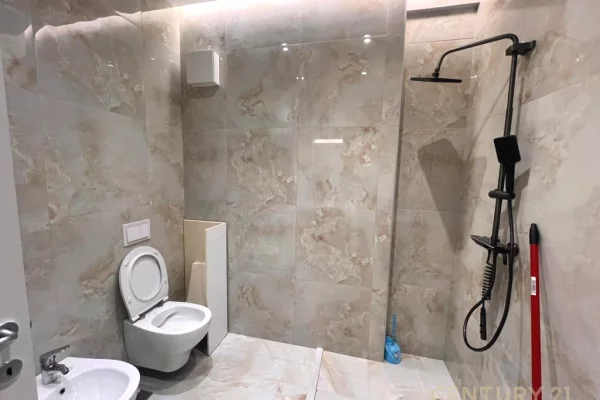 Shtepi me qera Apartament ne Tirane, 2+1, Mobilimi E mobiluar, Pagesa 1,200  Euro.