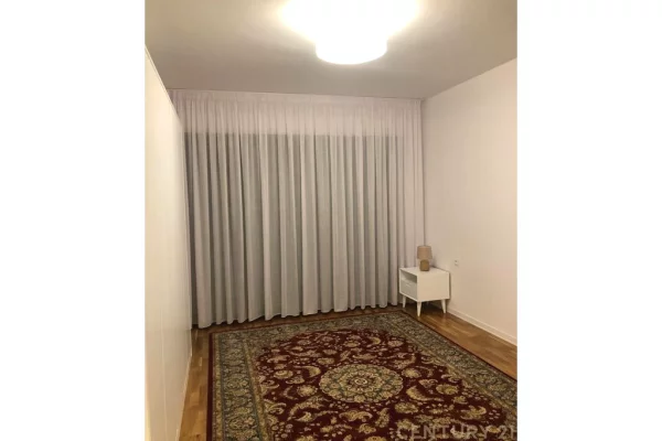 Shtepi me qera Apartament ne Tirane, 3+1, Mobilimi E mobiluar, Pagesa 2,000  Euro.