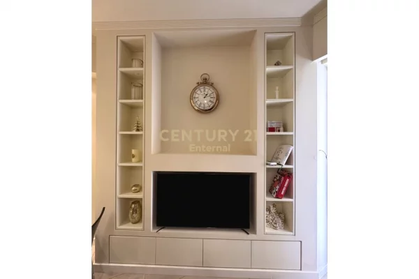 Shtepi me qera 3+1 ne Tirane - 1,500 Euro