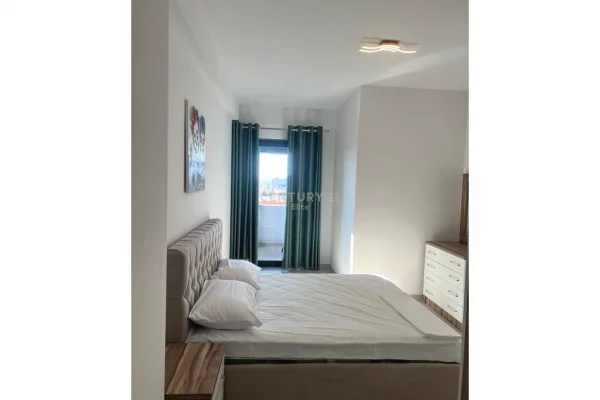 Shtepi ne shitje Apartament ne Tirane, 2+1, Mobilimi E mobiluar, Pagesa 230,000  Euro.