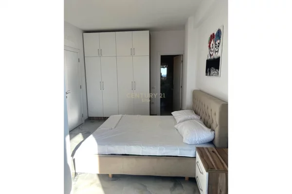 Shtepi ne shitje Apartament ne Tirane, 2+1, Mobilimi E mobiluar, Pagesa 230,000  Euro.