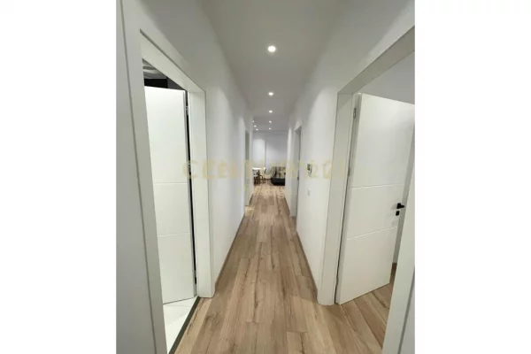 Shtepi me qera Apartament ne Tirane, 2+1, Mobilimi E mobiluar, Pagesa 1,500  Euro.